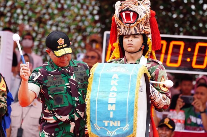 
 Panglima TNI Buka Military Style Drum Corps Competition di Monas Jakarta Pusat